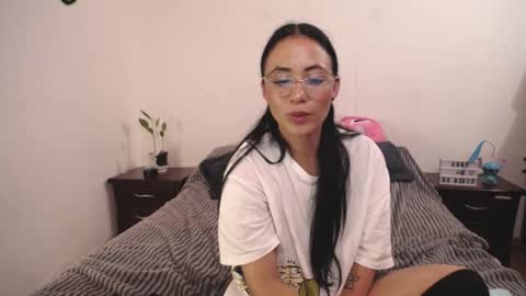 Anny online show from 03/01/25, 02:04