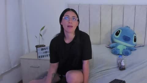 Anny online show from 11/25/25, 11:16