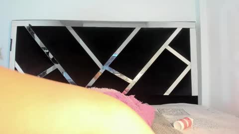 Snapshot of annyrosee chatting on 03/04/25, 08:38 Anny online show from 03/04/25, 08:38