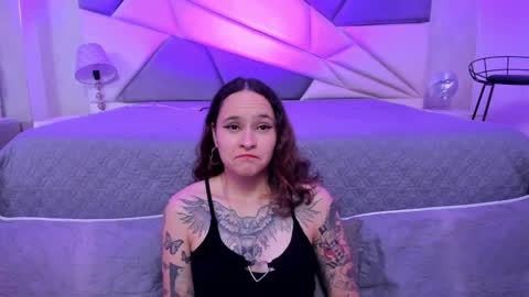 AnnyT online show from 01/12/25, 11:47