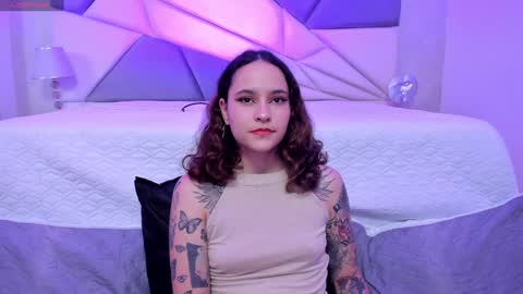 AnnyT online show from 01/26/25, 08:45