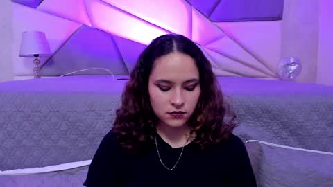 AnnyT online show from 02/08/25, 01:32