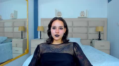 AnnyT online show from 09/12/25, 09:37