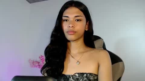 anok_yaii online show from 11/04/25, 06:34