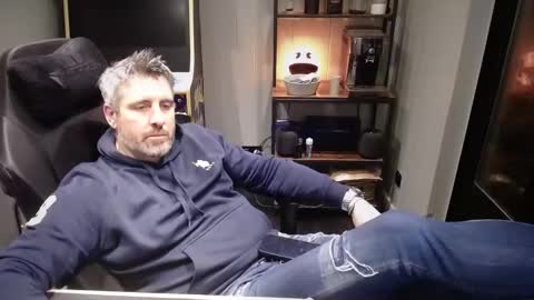 anonymousblokeuk online show from 12/22/24, 11:31