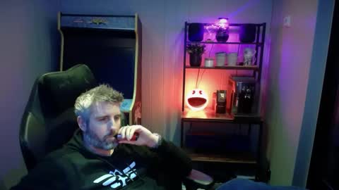 anonymousblokeuk online show from 01/03/25, 04:27