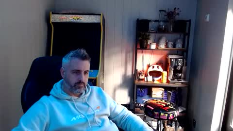 anonymousblokeuk online show from 09/18/25, 08:38