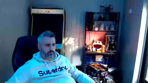 anonymousblokeuk online show from 09/22/25, 08:16