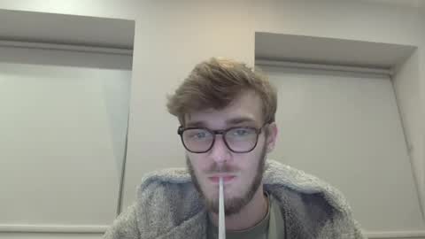 Snapshot of anonymousstoner58 chatting on 02/28/25, 01:05 anonymousstoner58 online show from 02/28/25, 01:05