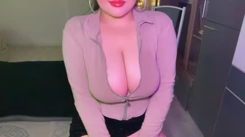 Any online show from 07/18/26, 07:17