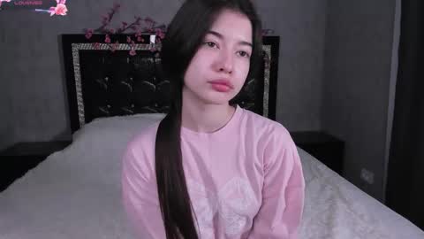 Anora  Emma online show from 03/10/26, 09:53