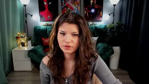 Snapshot of anoradark chatting on 12/03/25, 06:39 Anora online show from 12/03/25, 06:39