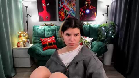 Snapshot of anoradark chatting on 12/04/25, 06:38 Anora online show from 12/04/25, 06:38