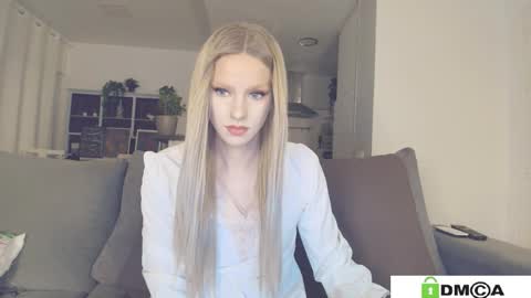 Sexy Ladybug online show from 03/15/26, 10:32