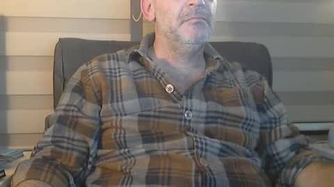 Snapshot of antheris chatting on 01/05/26, 07:06 antheris online show from 01/05/26, 07:06