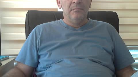 Snapshot of antheris chatting on 02/05/26, 12:43 antheris online show from 02/05/26, 12:43