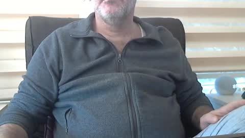 Snapshot of antheris chatting on 02/18/26, 10:33 antheris online show from 02/18/26, 10:33