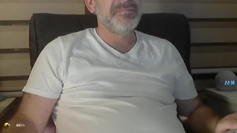 Snapshot of antheris chatting on 03/05/26, 07:32 antheris online show from 03/05/26, 07:32