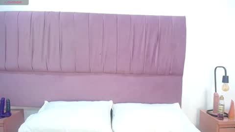 Anthonelaa   online show from 02/23/25, 01:10