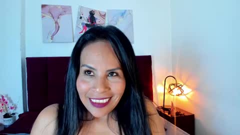 Anthonelaa   online show from 09/29/25, 08:13