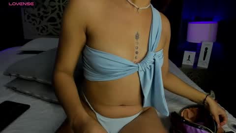 anthonelaDuque online show from 02/16/25, 11:49