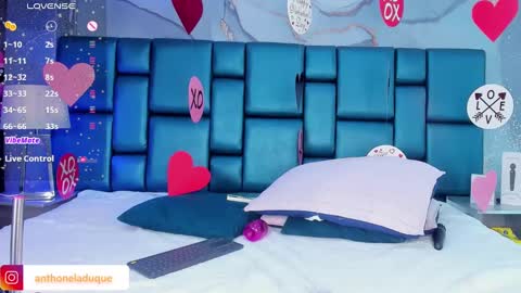 anthonelaDuque online show from 02/17/25, 03:20