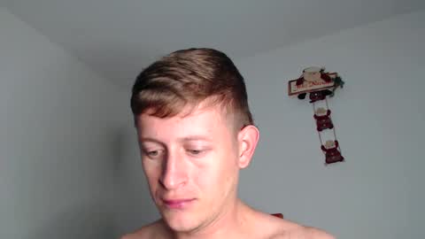 Snapshot of anthonnymorrison chatting on 12/14/24, 04:56 leon online show from 12/14/24, 04:56