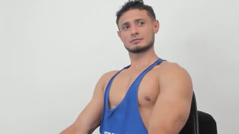 Snapshot of anthony_lewis_ chatting on 10/10/25, 05:06 Adonys Creeb online show from 10/10/25, 05:06