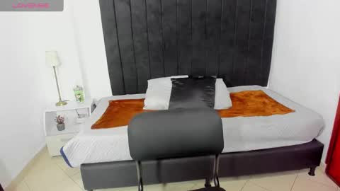       online show from 01/15/25, 11:30