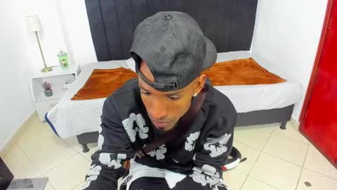       online show from 01/19/25, 07:04