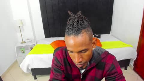       online show from 02/01/25, 08:05