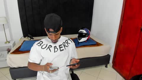       online show from 02/14/25, 12:09