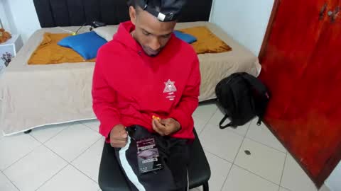       online show from 02/19/25, 12:03