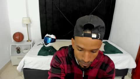       online show from 10/15/25, 12:11