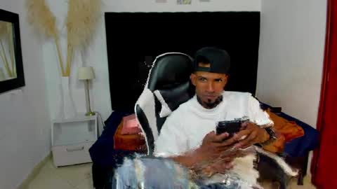       online show from 05/23/26, 01:33