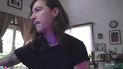 Snapshot of antinoo_gnothi chatting on 01/28/25, 12:43 Antinoo Gnothi online show from 01/28/25, 12:43