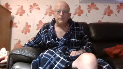antmatt2025 online show from 07/04/26, 05:24