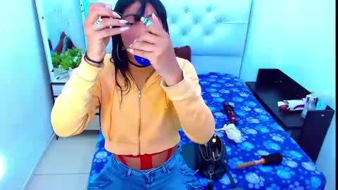 antonela_xx3 online show from 01/09/25, 08:33