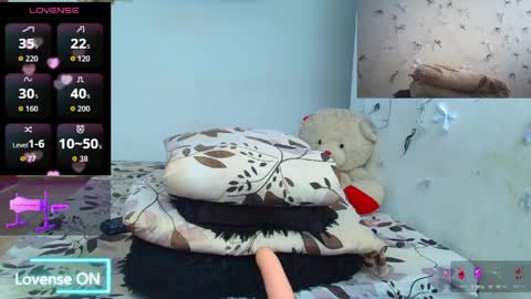 Snapshot of antonella0769 chatting on 06/03/26, 02:33 ANTONELLA WILLIAM INDEPENDIENTE online show from 06/03/26, 02:33