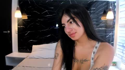 Snapshot of antonella__rouse chatting on 02/07/25, 09:15 Antonella online show from 02/07/25, 09:15