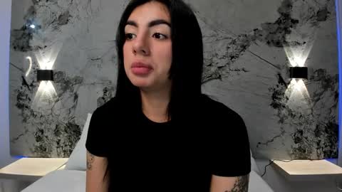 Snapshot of antonella__rouse chatting on 03/12/25, 08:08 Antonella online show from 03/12/25, 08:08