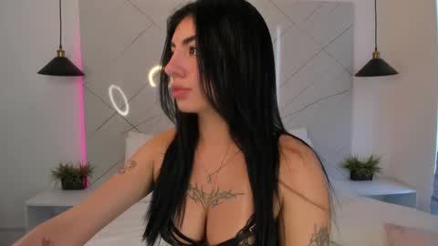 Snapshot of antonella__rouse chatting on 10/01/25, 09:10 Antonella online show from 10/01/25, 09:10