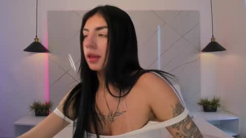 Snapshot of antonella__rouse chatting on 10/02/25, 09:22 Antonella online show from 10/02/25, 09:22