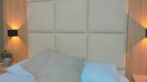 A N T O N E L L A  online show from 11/04/25, 12:26