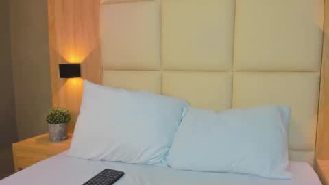 A N T O N E L L A  online show from 12/19/25, 12:12