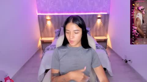  Antonella Grayy  online show from 02/10/25, 11:04