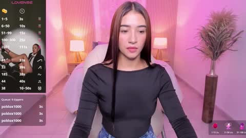  Antonella Grayy  online show from 12/17/25, 11:05