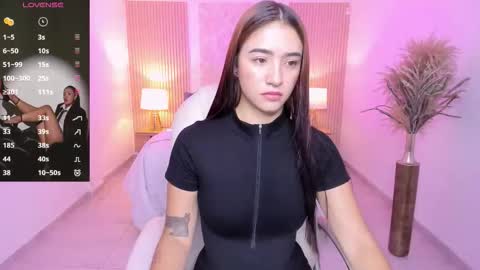  Antonella Grayy  online show from 12/22/25, 11:07