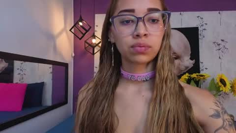 Snapshot of antonella_mc chatting on 04/29/26, 11:58 Antonella online show from 04/29/26, 11:58