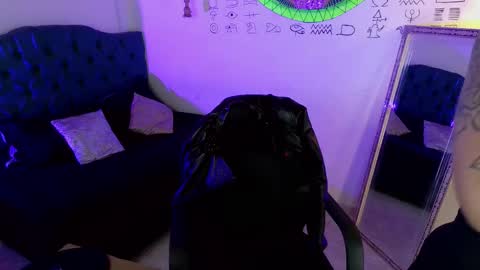 Antonella online show from 09/25/25, 03:21
